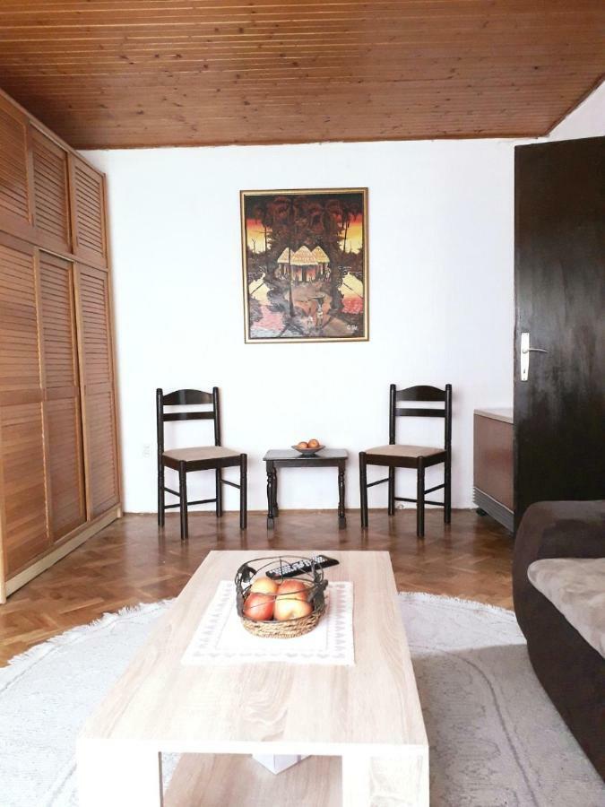 Potkrovlje Vrsac Luaran gambar